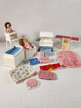 Vintage 1984 Mattel Barbie The Heart Family Nursery Doll Play Set Mixed Lot